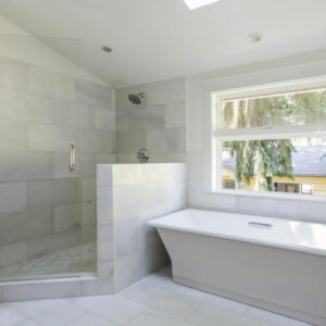 3 tips to consider before installing a walk-in tub shower